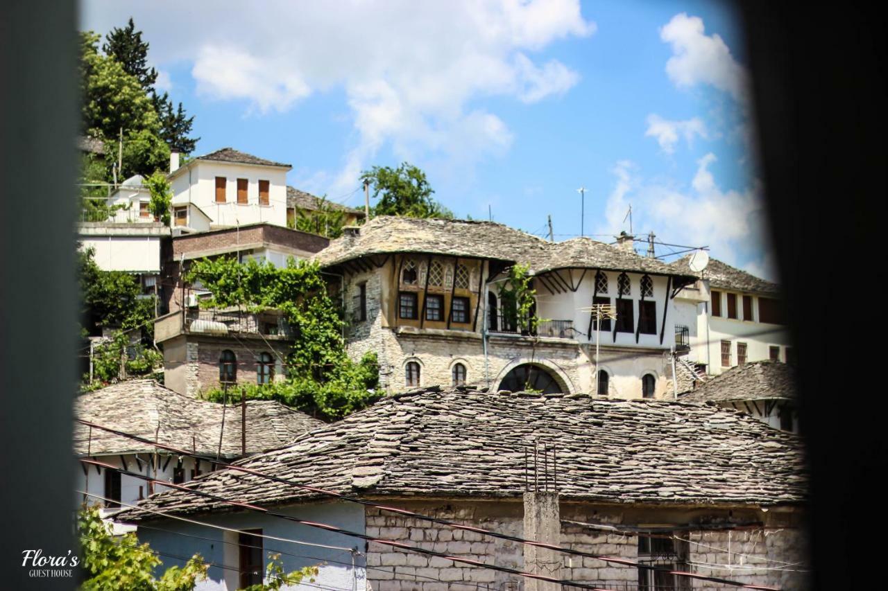 Flora'S Guesthouse 'The Fir Gate' Gjirokastër Esterno foto